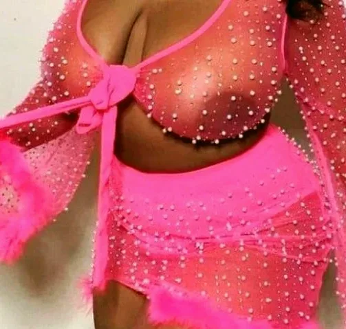 Anna, 39