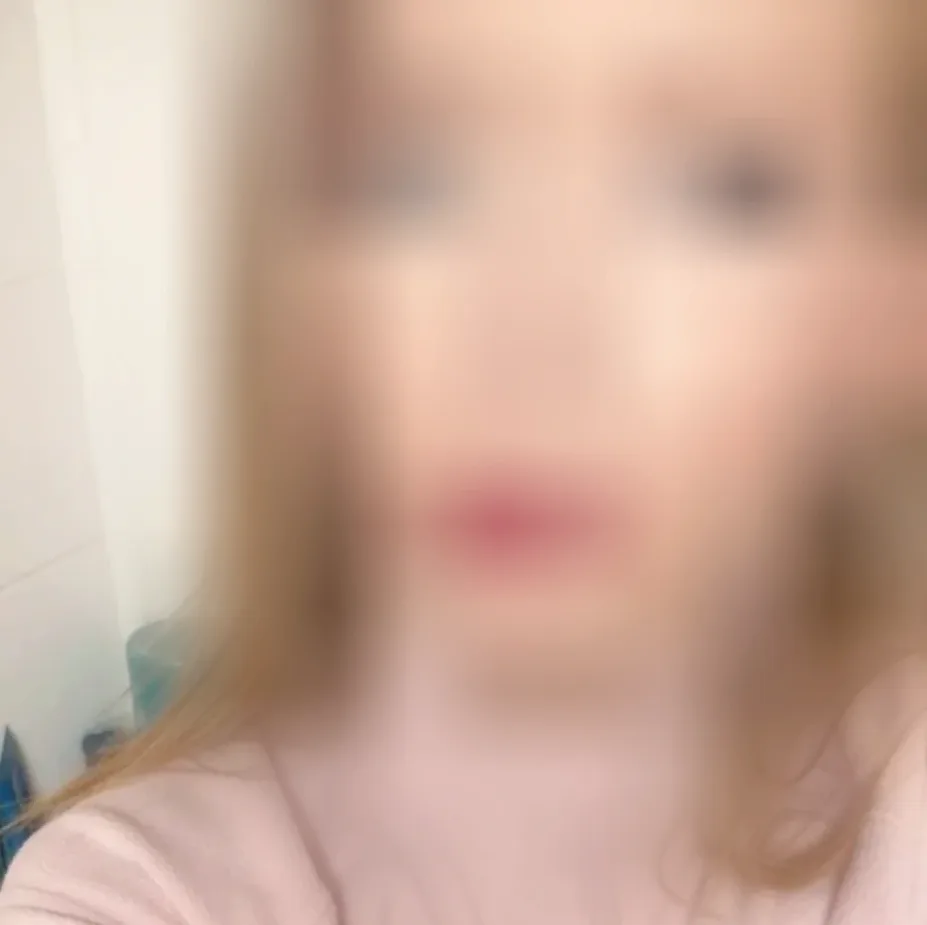 Elif, 26