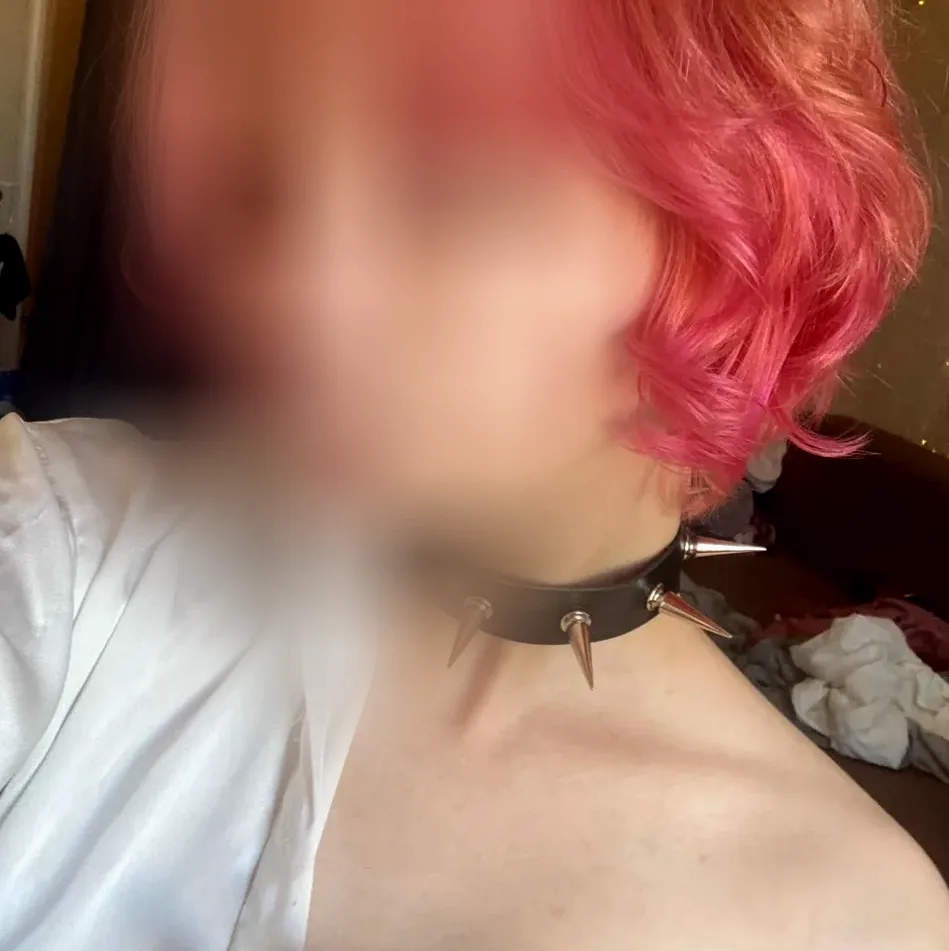 Ivana, 19