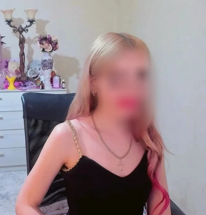 Katarina, 24
