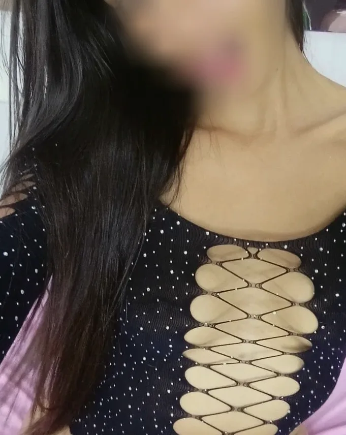 Katarina, 25