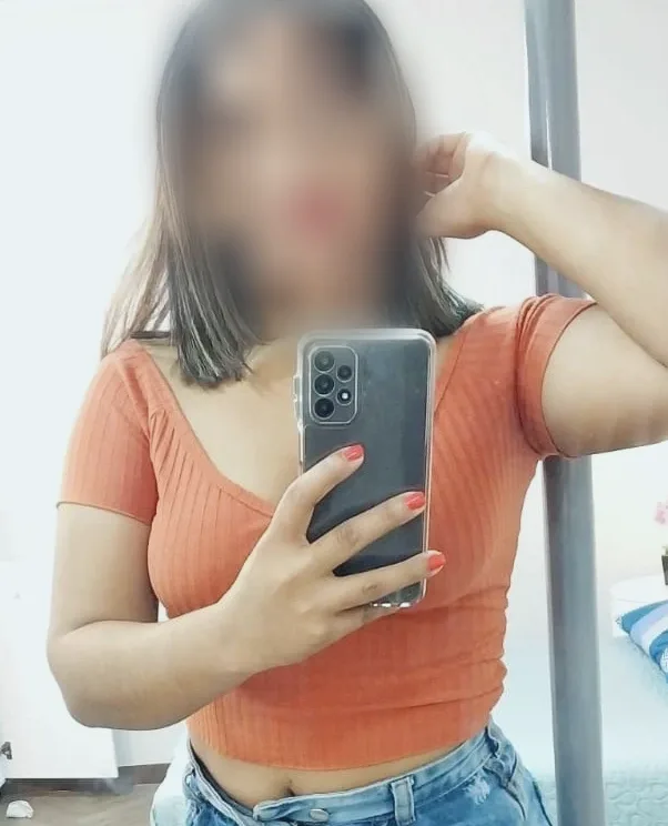 Maja, 26