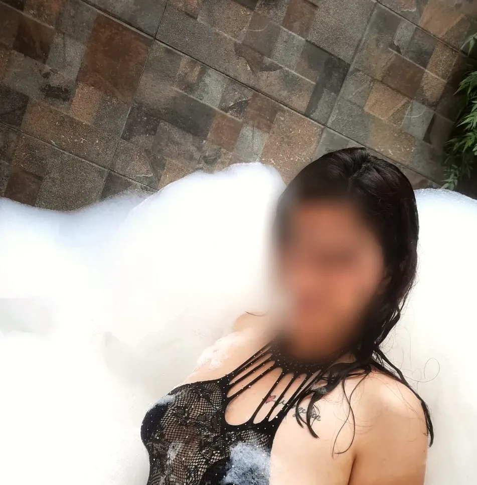 Verena, 26
